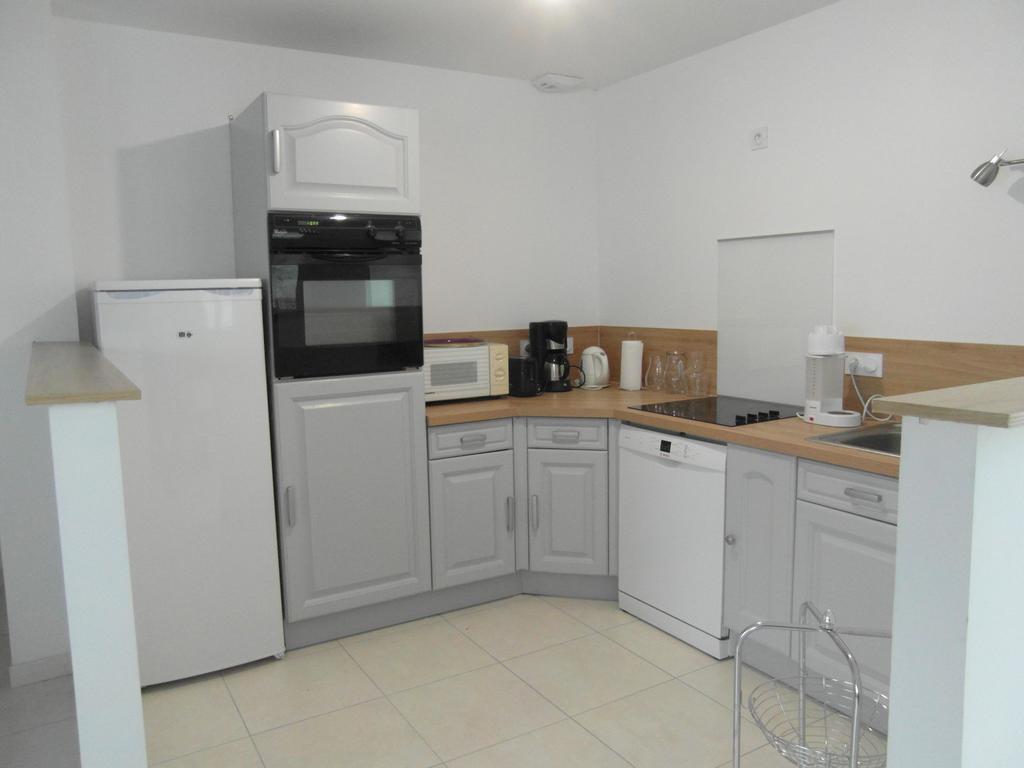 Les Hirondelles De La Baie Villa Vains Bagian luar foto