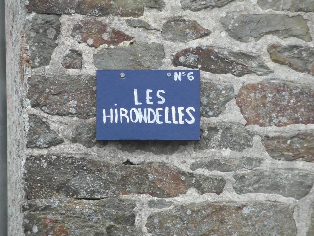 Les Hirondelles De La Baie Villa Vains Bagian luar foto