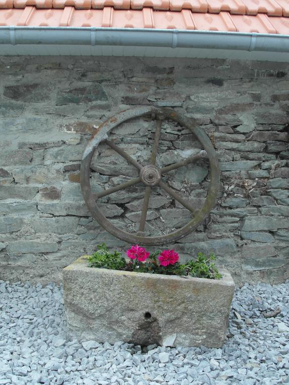 Les Hirondelles De La Baie Villa Vains Bagian luar foto