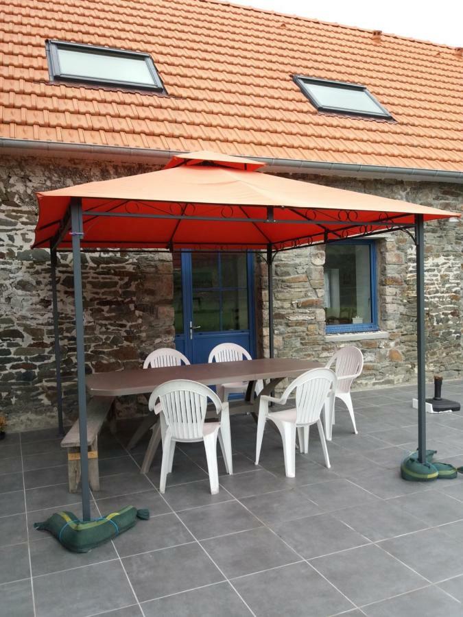 Les Hirondelles De La Baie Villa Vains Bagian luar foto